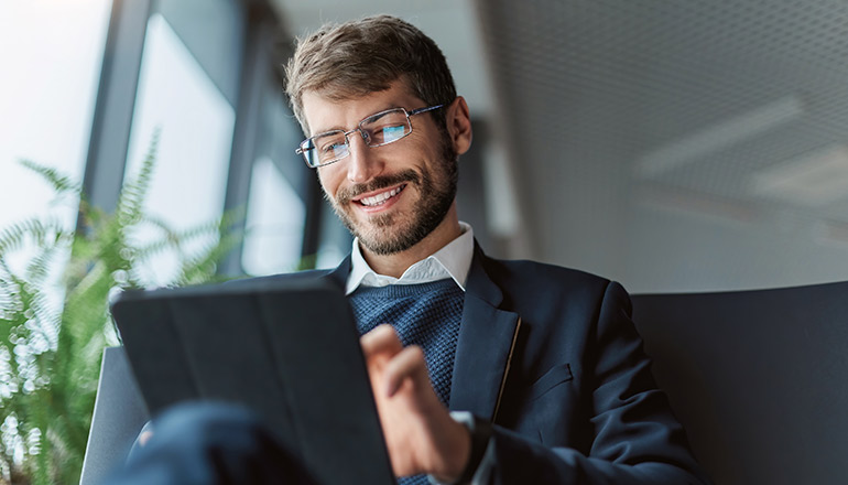 Article Unlock Cloud's Economic Advantage Image